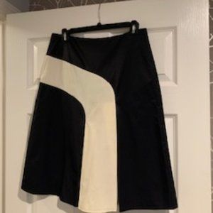 Art deco black & white A-Line skirt with front center inverted pleats